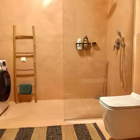 Specious Flat In Thessaloniki